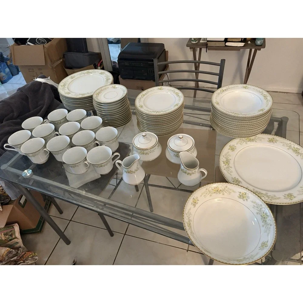 Mikasa Fine China Greenbriar L2014 Dinnerware Set 71 Pc Japan Gold Trim Platter
